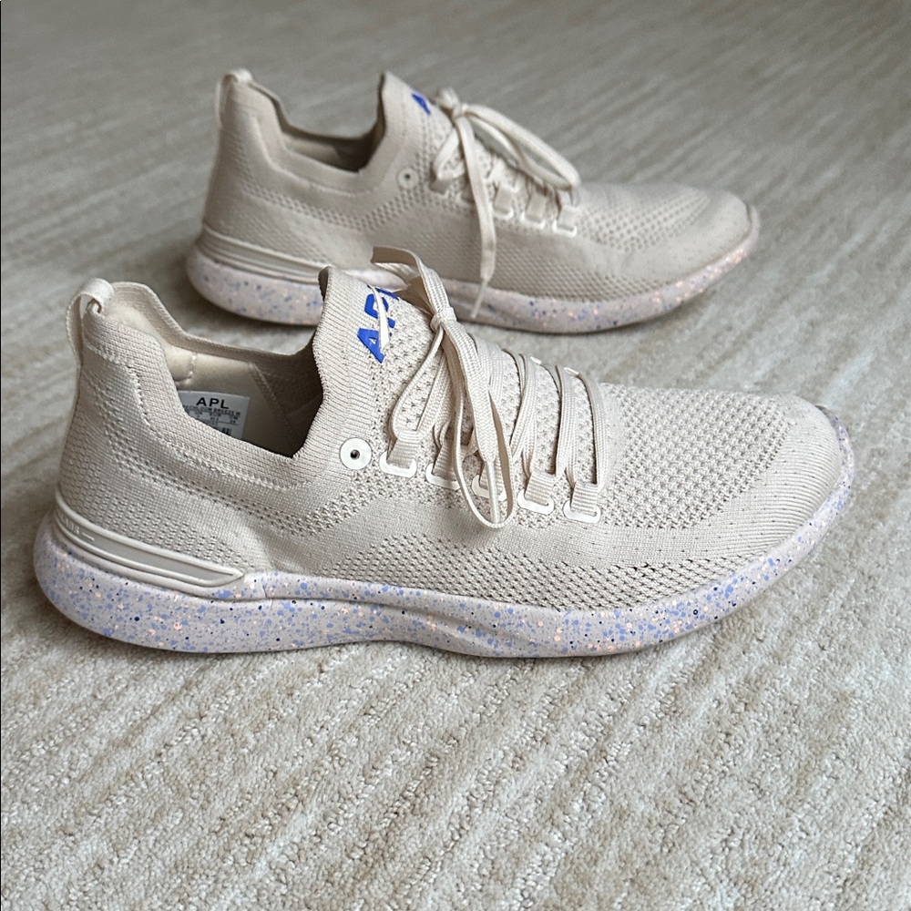 APL Techloom Women’s Breeze Beach | Cobalt Speckle Running Shoes Sneakers Sz 9.5